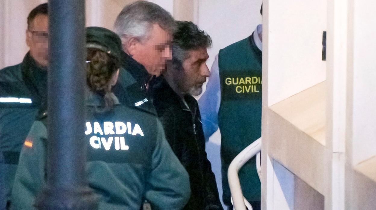 El autor confeso del crimen de Laura Luelmo, a su llegada a los juzgados antes de comparecer