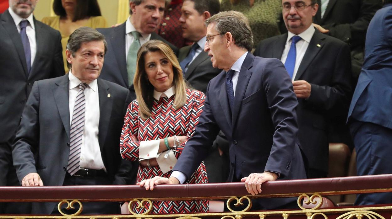 Susana Díaz en la tribuna del Congreso junto a Fernández, Feijóo, Lambán y García Page