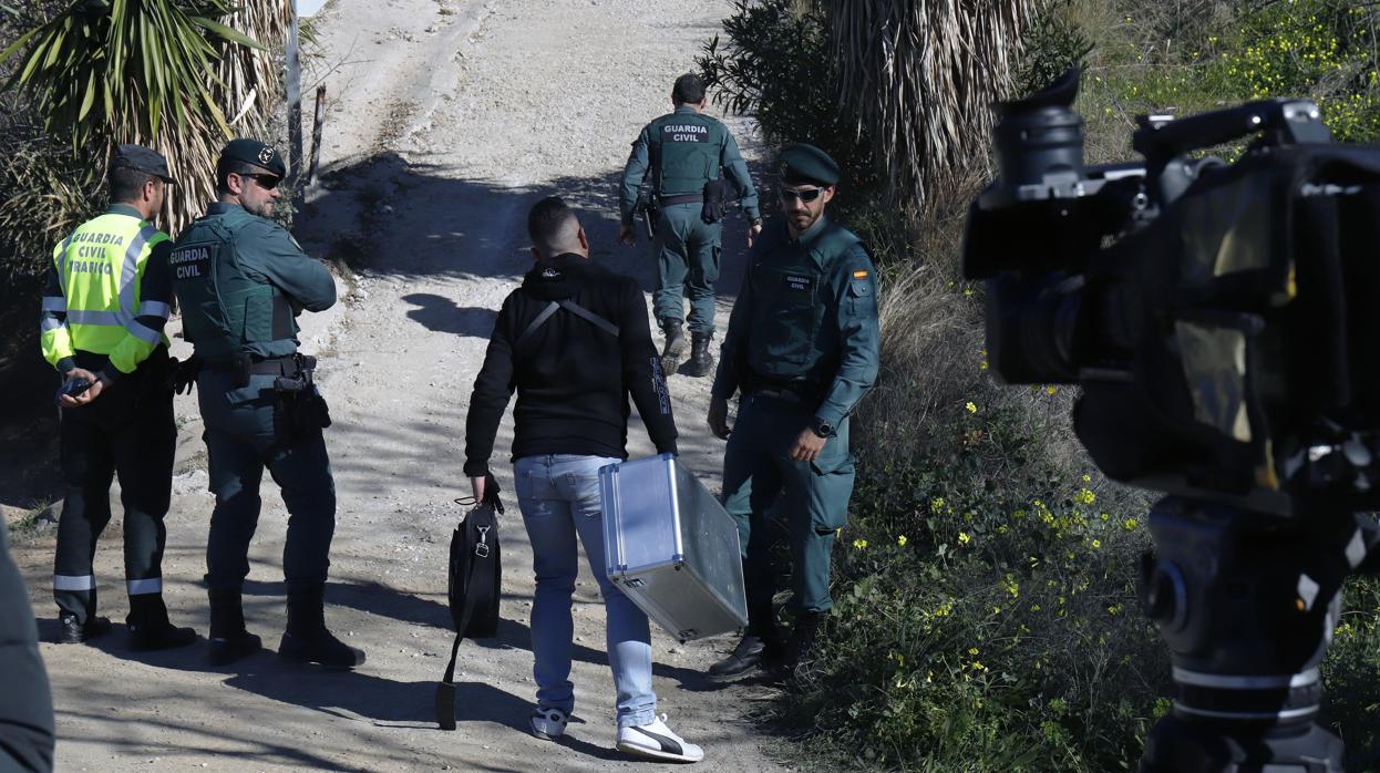 El dispositivo de búsqueda de Julen continúa este martes