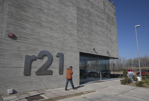 Entrada al edificio principal del complejo