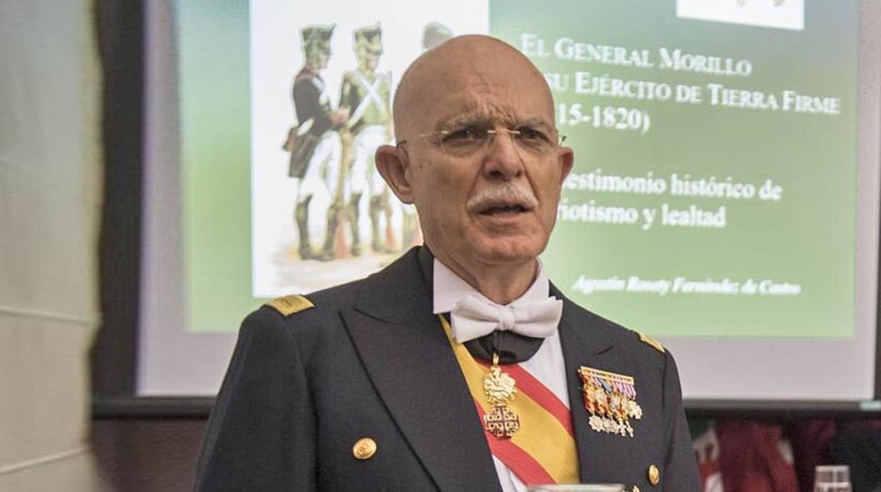 Rosety Fernández de Castro sirvió en el Ejército durante 40 años