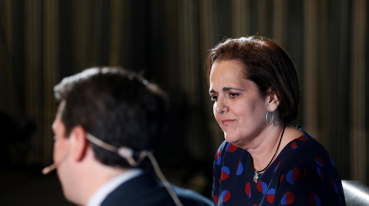 Blanca Torrent, con José María Bellido, en su presentación como candidata número 2 del PP al Ayuntamiento de Córdoba