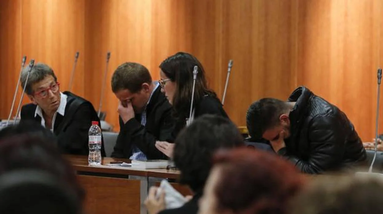 Los acusados durante el juicio celebrado en Málaga