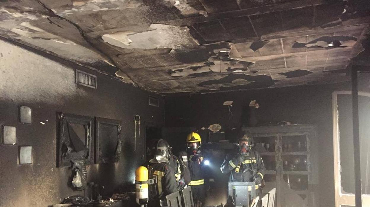 Estado del interior de la vivienda tras el incendio