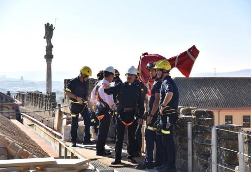 Bomberos, en el último simulacro de incendio en el complejo monumental