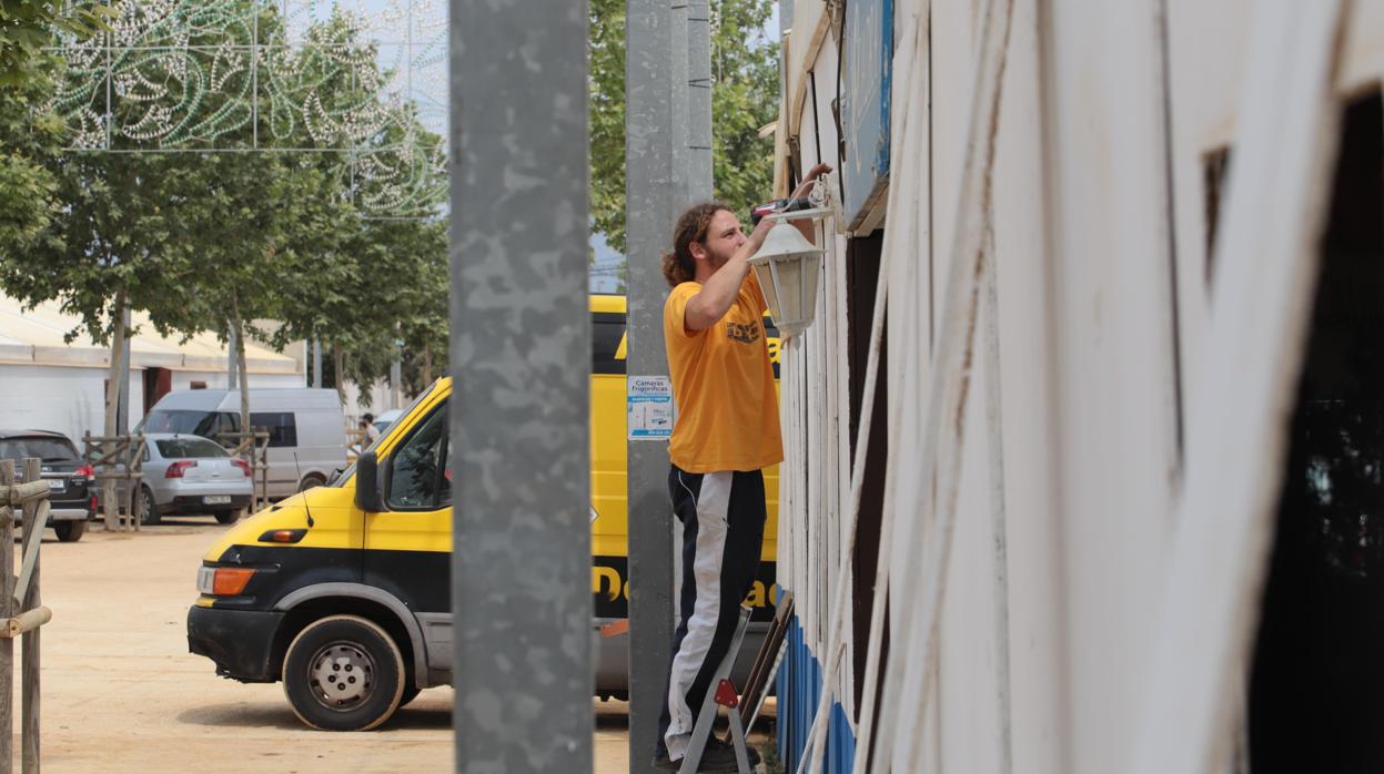 Montaje de la Feria de Mayo