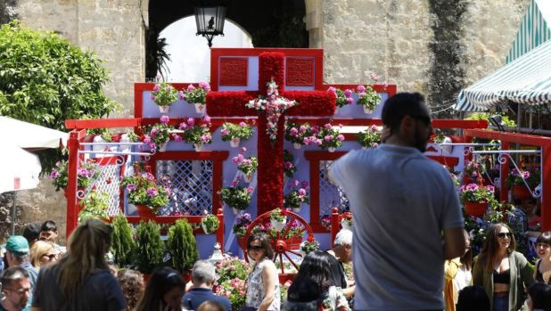 Una de las Cruces de Mayo que participan en el concurso de Córdoba
