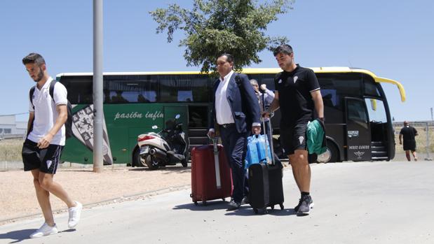 Siete formas de explicar el descenso del Córdoba a Segunda B