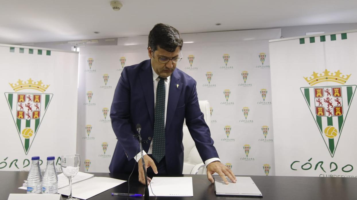 Córdoba CF | Crónica de una rueda de prensa anunciada (Jesús León)