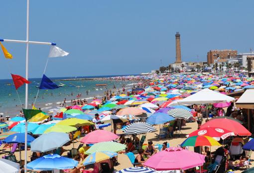 Chipiona, ya en todo su esplendor veraniego a finales de junio