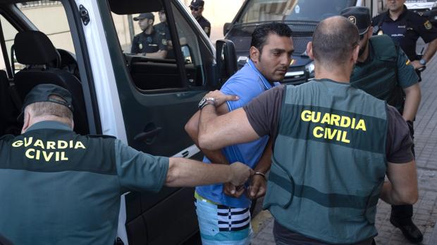 La Fiscalía pide cuatro años de prisión para el vendedor que apuñaló al policía local en la playa de Punta Umbría
