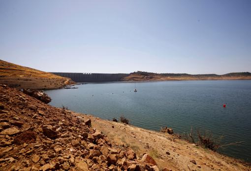 Estado del embalse de la Breña, por debajo del 20%
