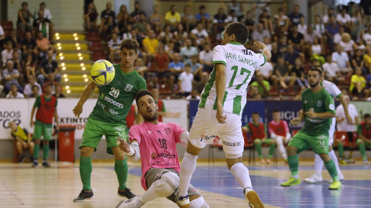 Sánchez, ante Conejo