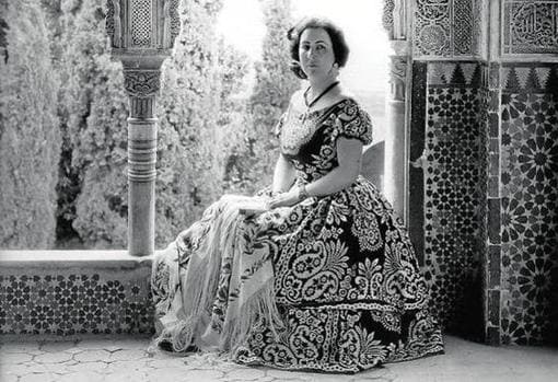 Emilia Llanos, fotografiada por Pelai Mas, en 1924.