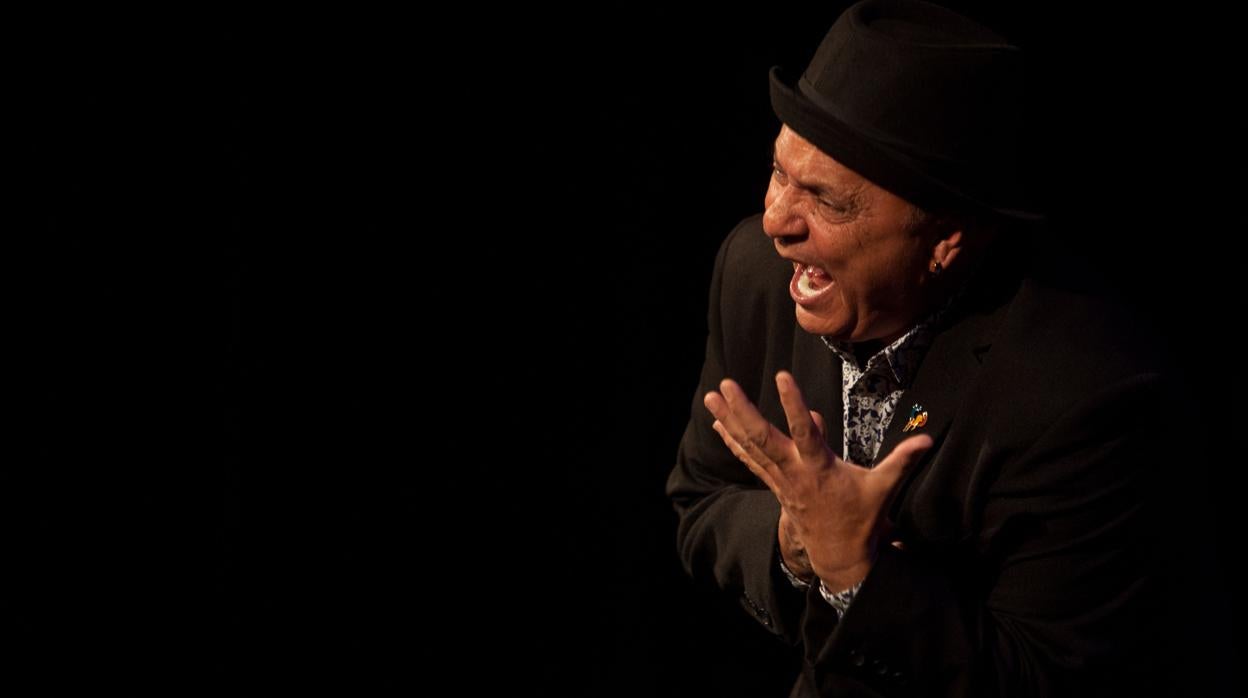 El cantaor cordobés Manuel Moreno Maya «El Pele», en un concierto