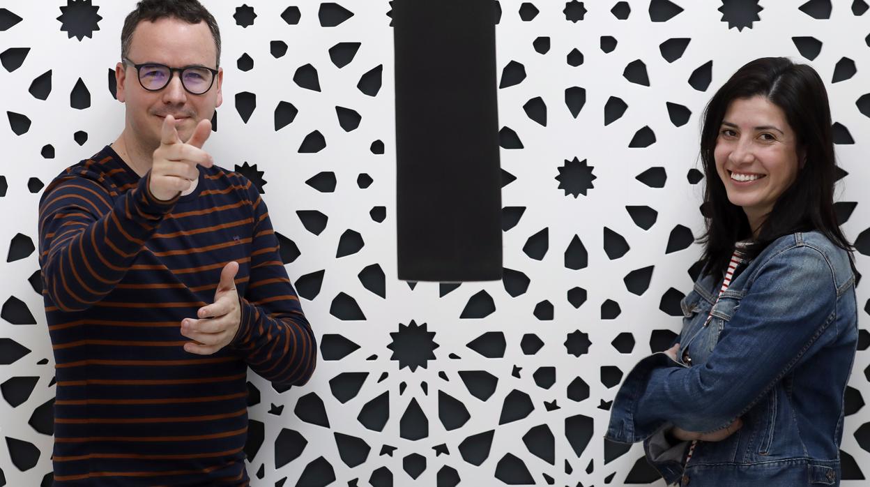 Paco Morales junto a su esposa y socia, Mariana Tapia