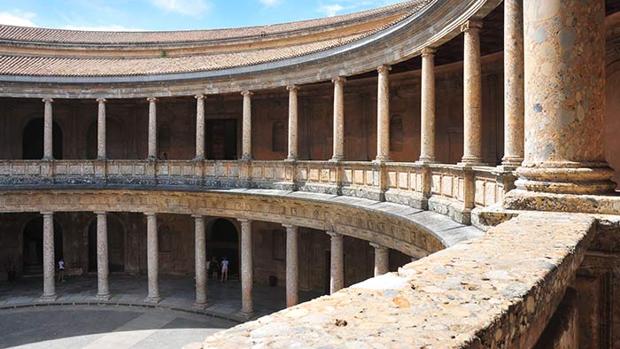 La Junta de Andalucía rehabilitará el Palacio de Carlos V de la Alhambra
