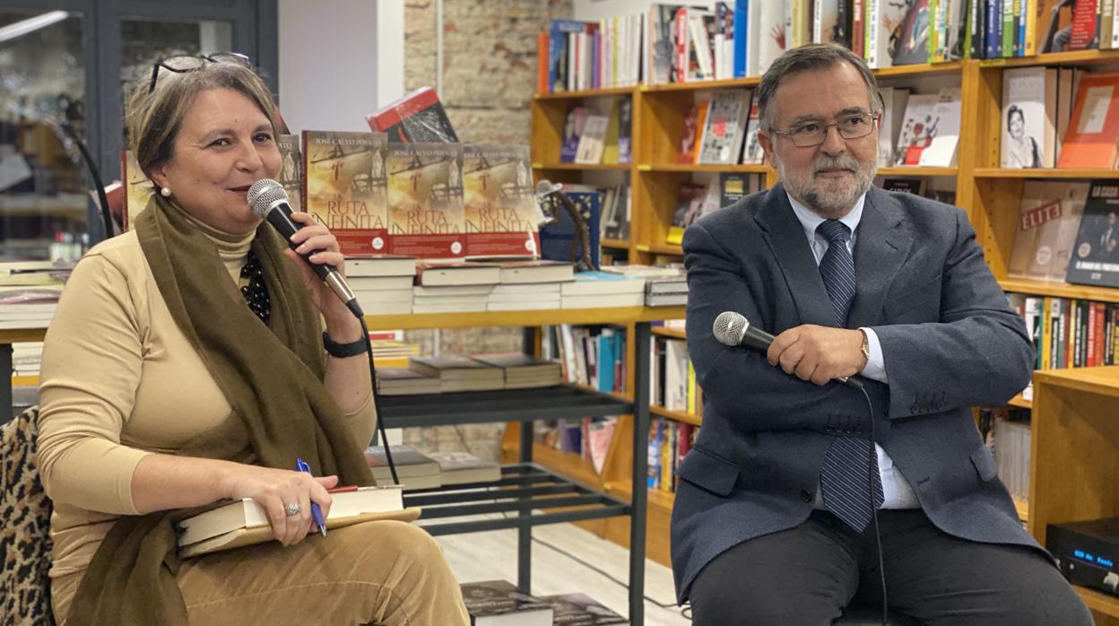 Elvira Roca y José Calvo durante la presentación en Málaga