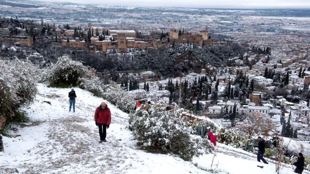 La borrasca Gloria llega a Jaén, Granada y Almería, en aviso naranja este domingo por nevadas