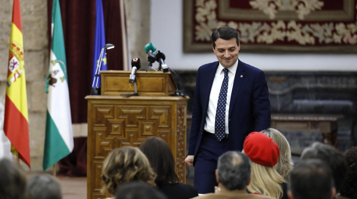 José María Bellido en el salón de mosaicos del Alcázar