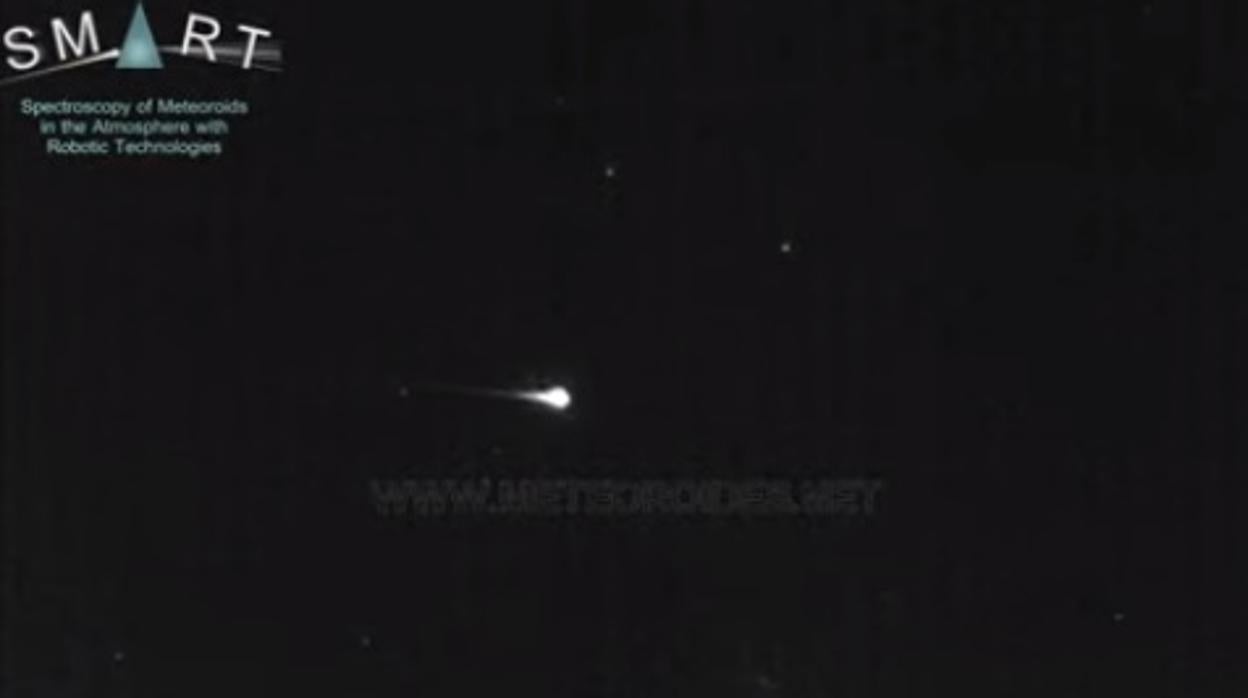 Bola de fuego surcando el cielo de Córdoba