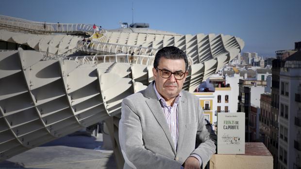 Francisco Robles: «Para el friki de la sillita de los chinos, la Semana Santa es una cabalgata»