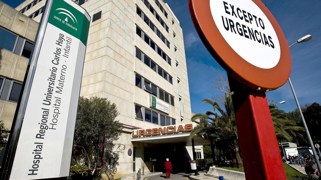 Entrada a Urgencias del Hospital Materno Infantil