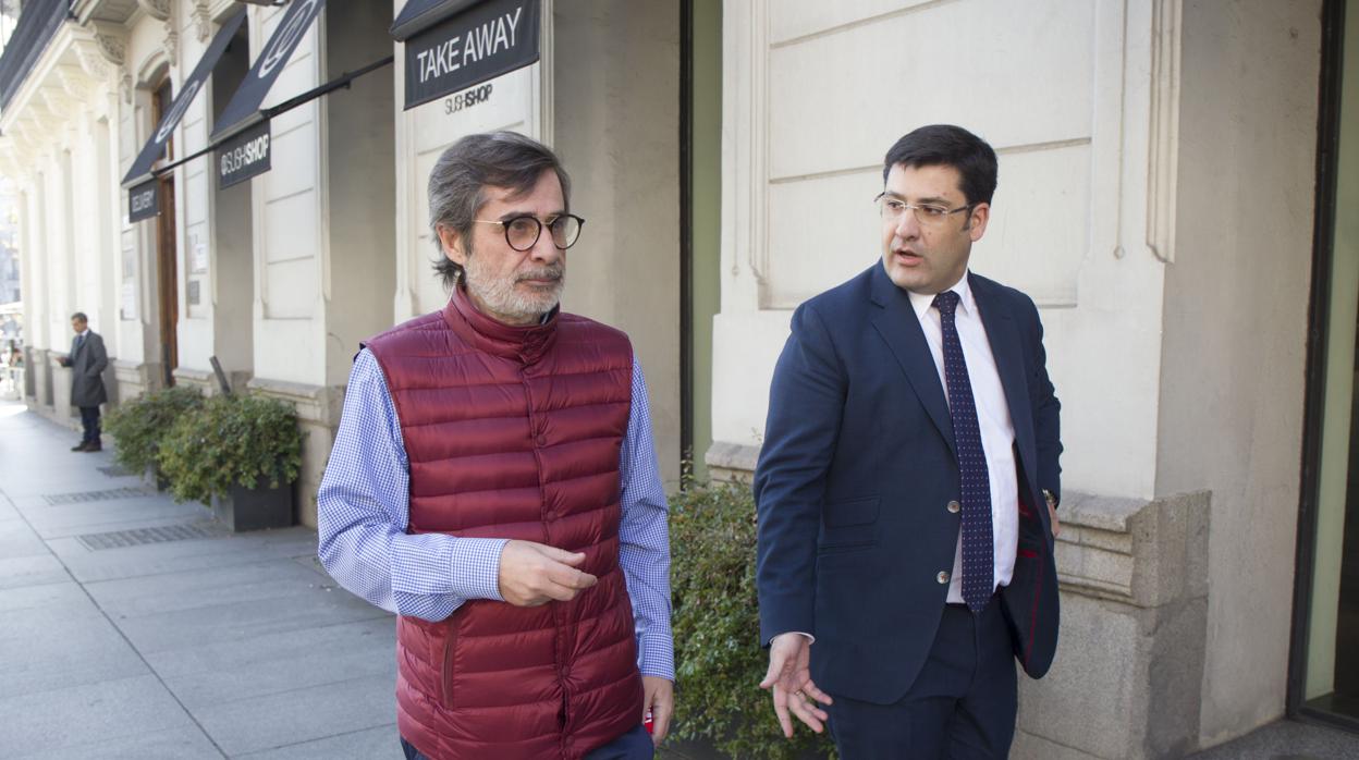 Los expresidente del Córdoba CF Carlos González y Jesús Leónl, en Madrid