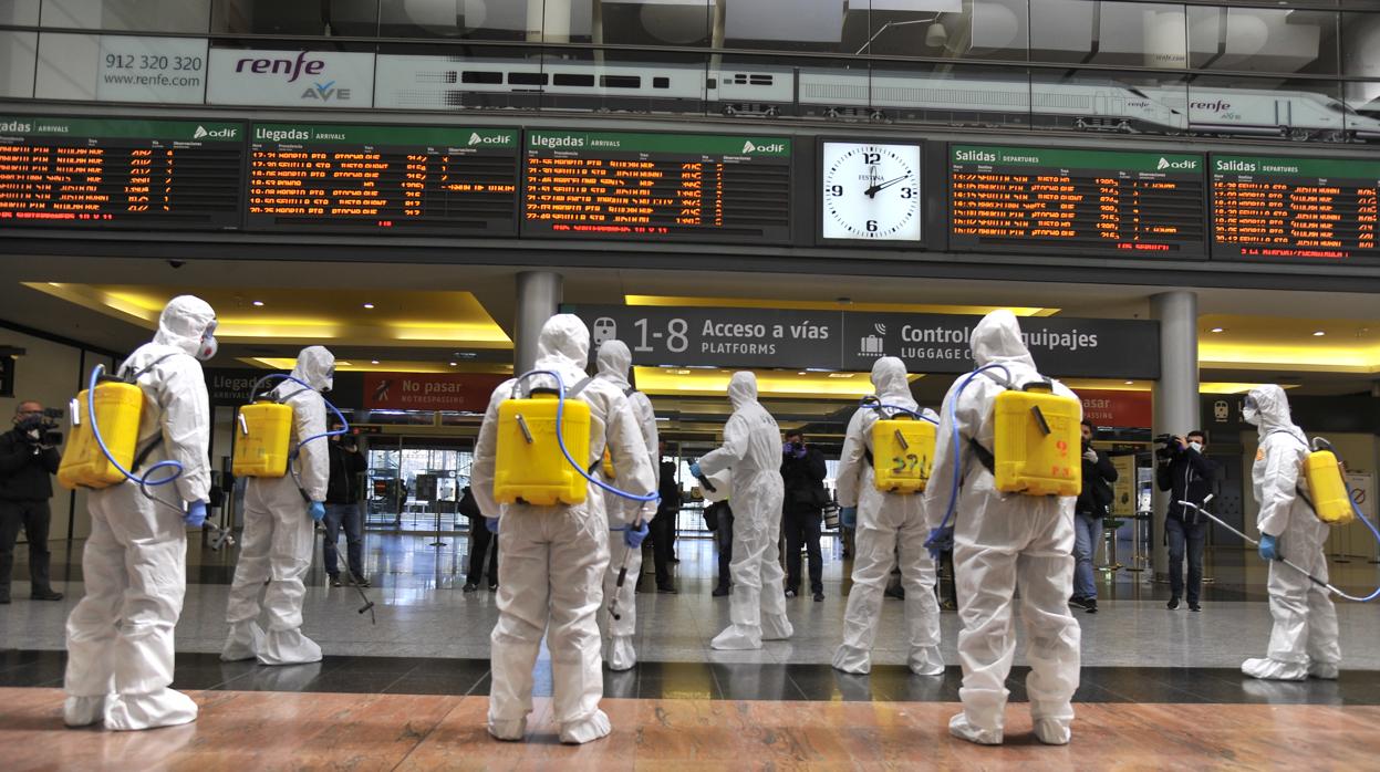La UME dispuesta en la Estación María Zambrabo de Málaga