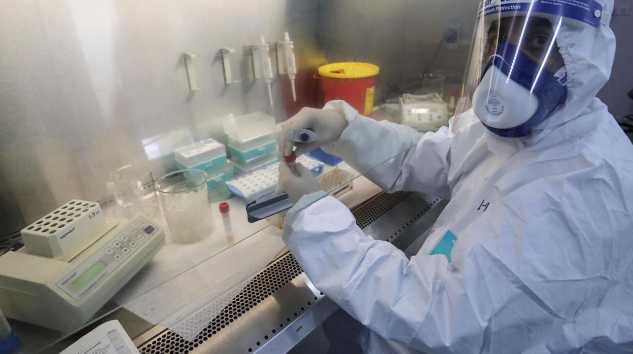 Un científico en el laboratorio