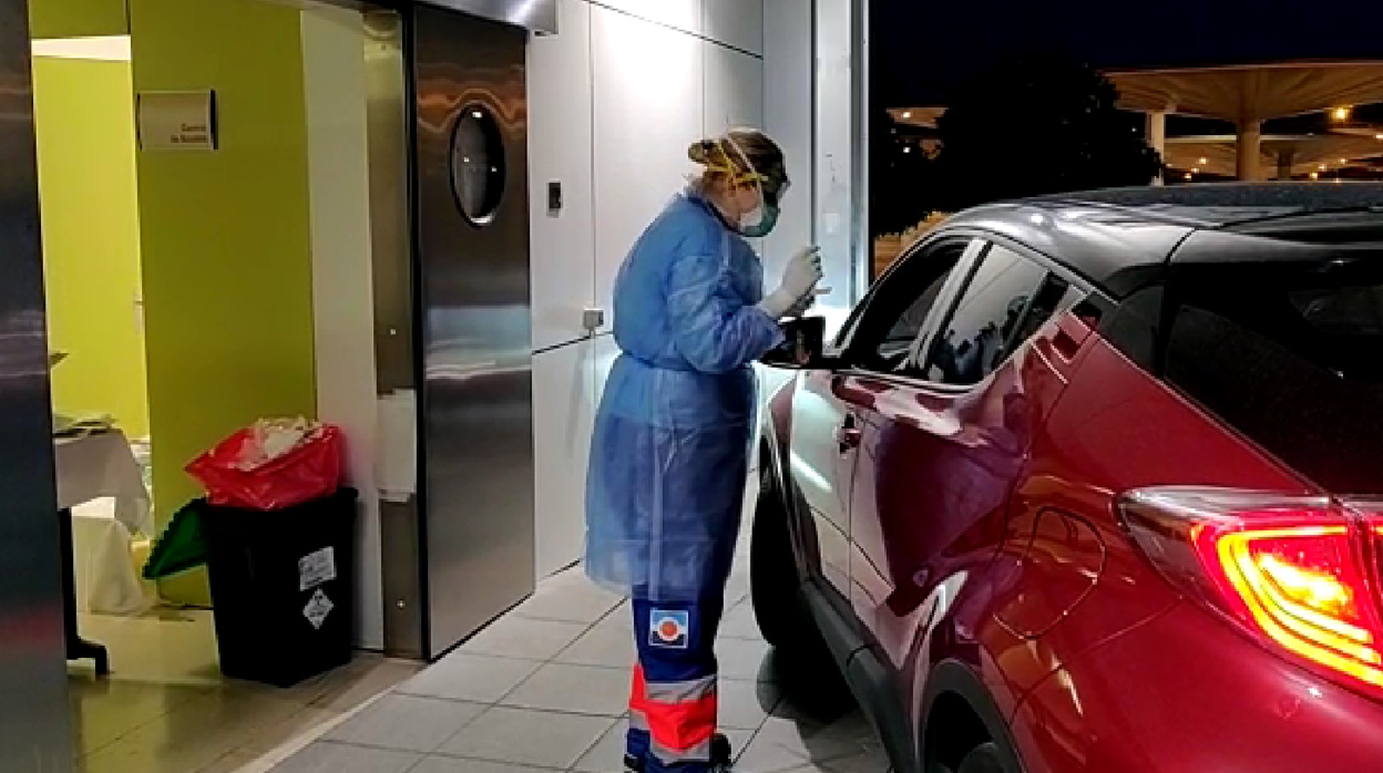 Ejemplo de toma de muestras desde un coche