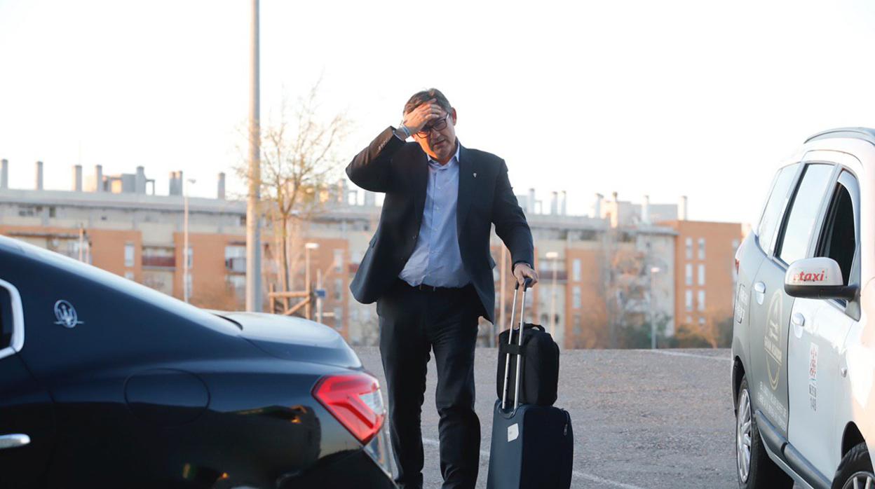 González Calvo llega al estadio