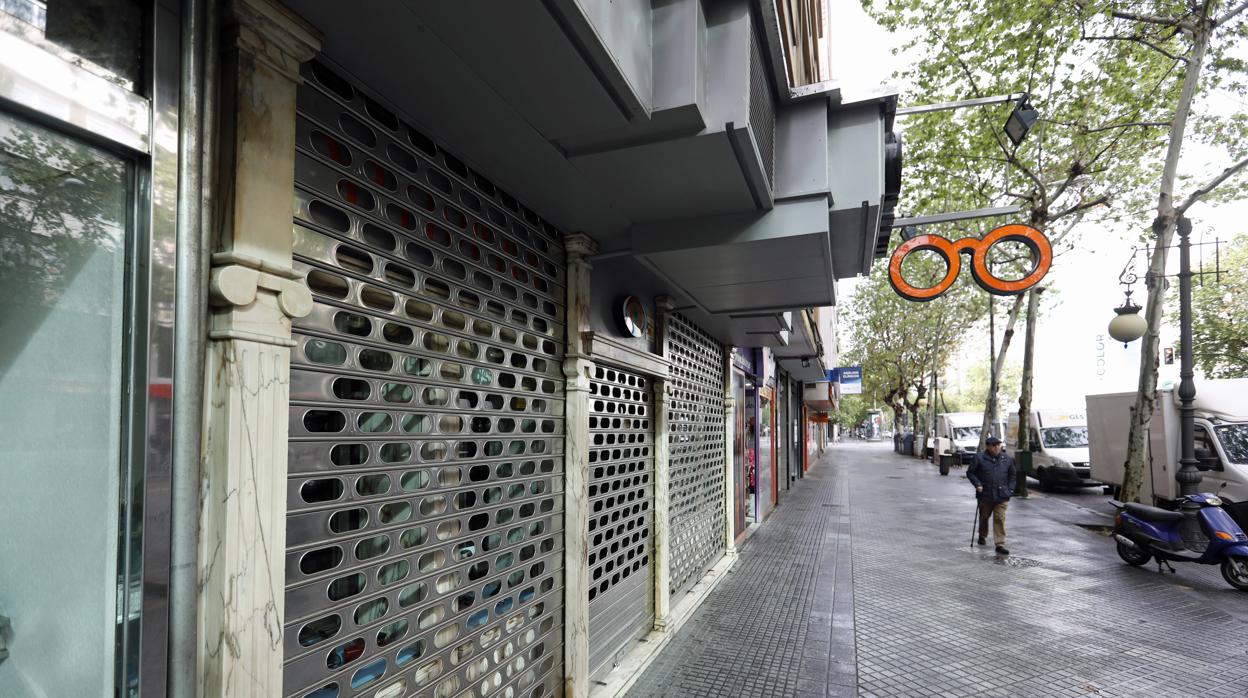 Comercio cerrado por el confinamiento en el Centro de Córdoba