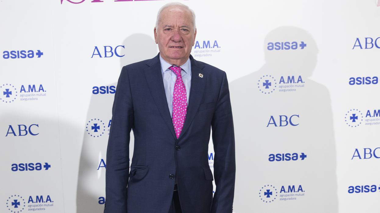 El presidente del Consejo General de Enfermería, el cordobés Florentino Pérez Raya