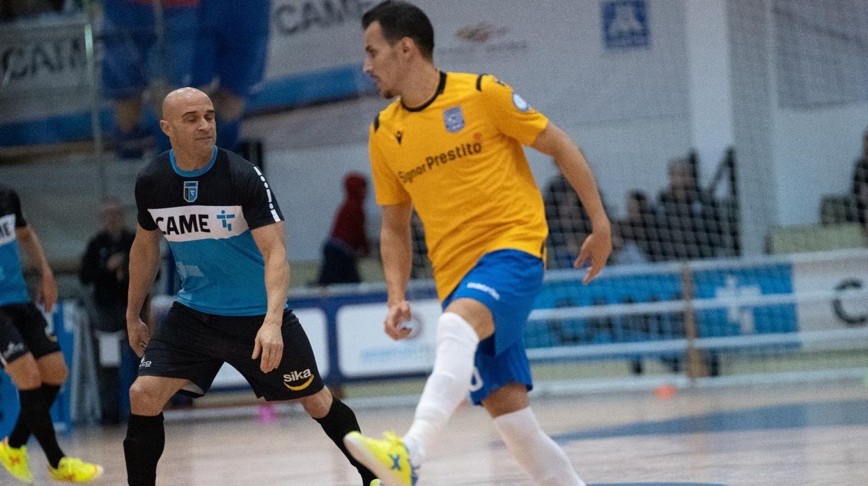 Boyos, en un partido en Italia