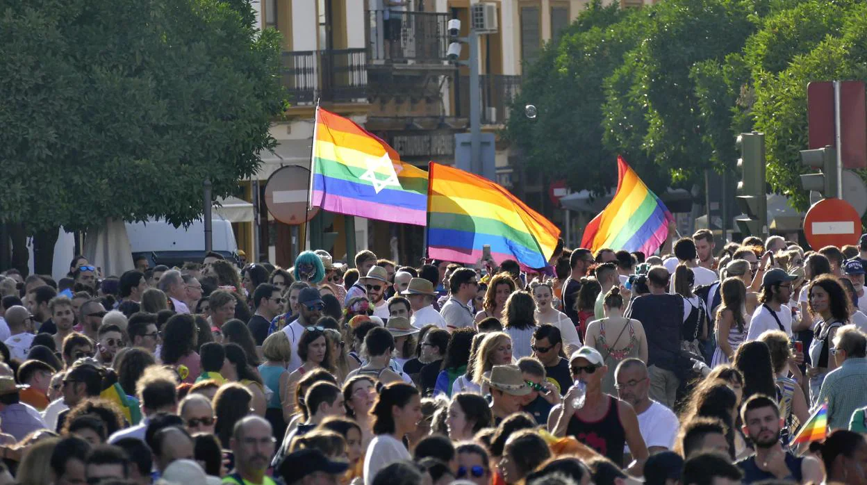Los participantes en la manifestación del orgullo gay el año pasado en Sevilla
