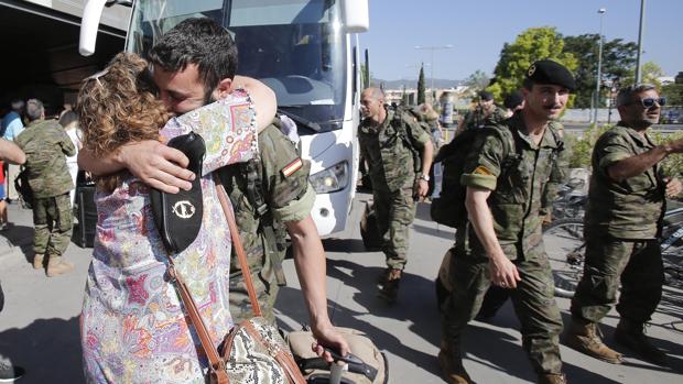Los primeros soldados de la brigada de Córdoba comienzan el regreso desde Letonia