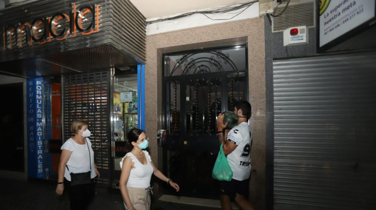 Portal donde han ocurrido los hechos en la calle Conquistador Benito de Baños