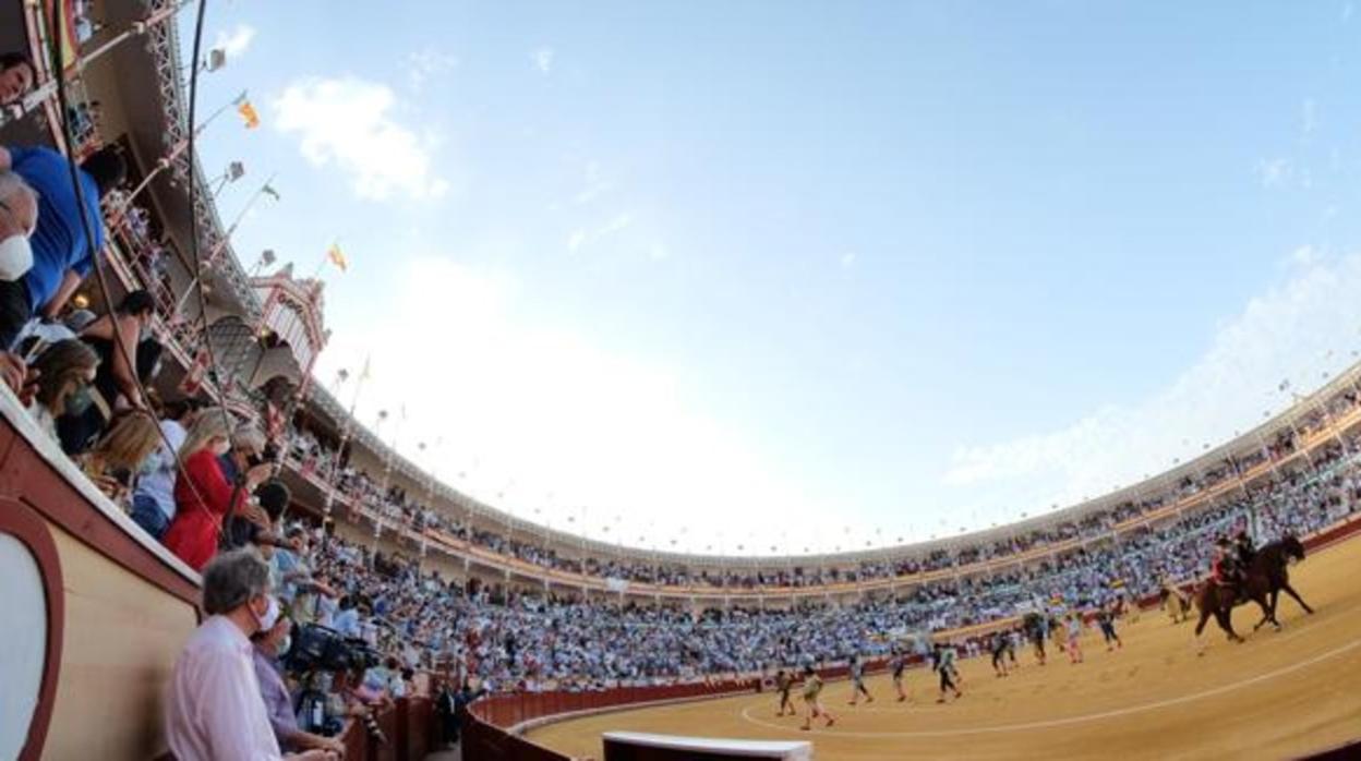 Plaza de toros de El Puerto de Santa María el día de la corrida
