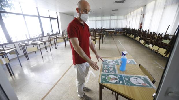 Residencias blindadas y 2.500 enfermeros para la vuelta al cole