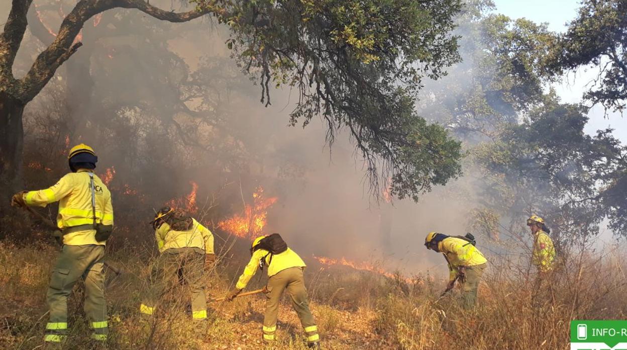 El incendio de Almonaster se declaró en el mediodía de este jueves