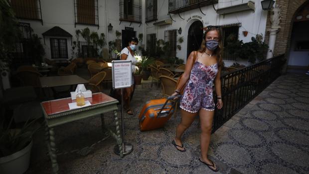 La ocupación hotelera se hunde en verano al 30% en Córdoba y el sector lo tilda de «desastroso y horroroso»