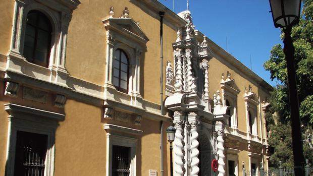 Más de 20.000 alumnos abandonarán Granada si cierra la Universidad por las medidas contra el coronavirus