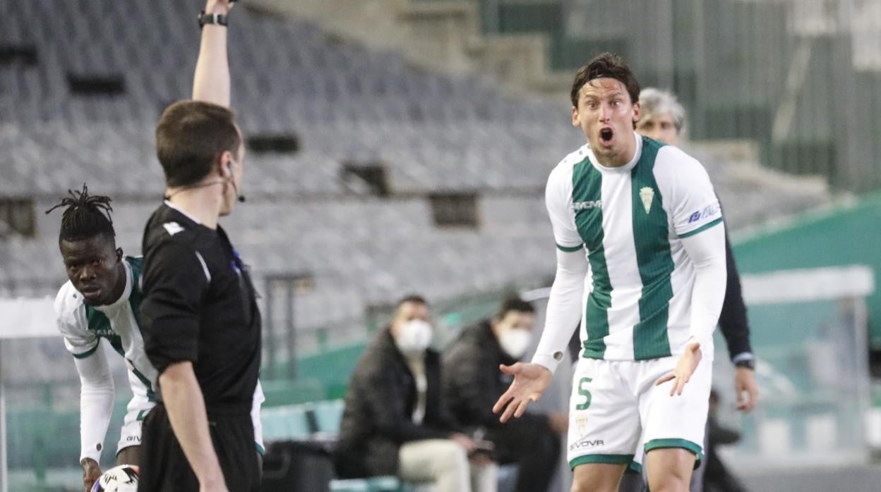 Rarrando y Djetei, en el duelo ante el Recreativo Granada de este domingo en El Arcángel