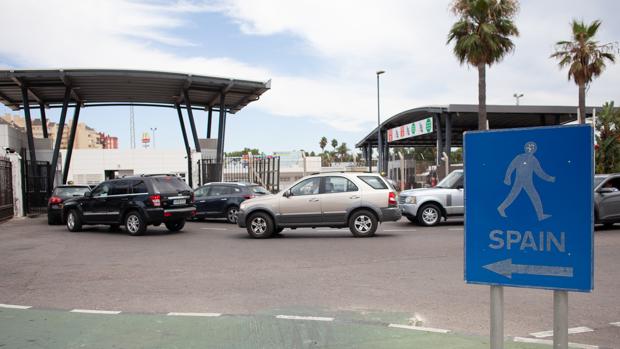 Los carnés de conducir de los gibraltareños no serán válidos en España con un Brexit duro