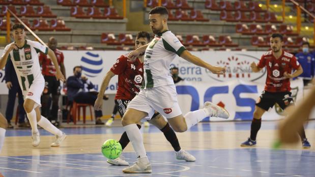 Saura recupera el olfato goleador y reconduce al Córdoba Patrimonio a la senda del triunfo (2-0)