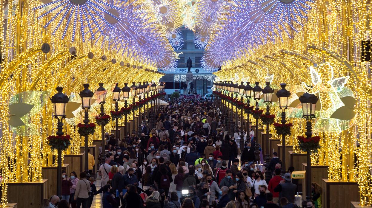 Aspecto de la calle Larios en Málaga cuando se encendieron las luces