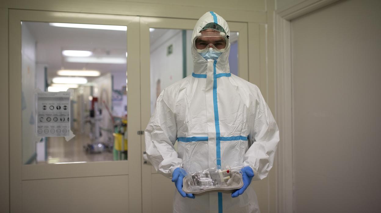 En el extranjero les pagan hasta cuatro y cinco veces más y les dan facilidades