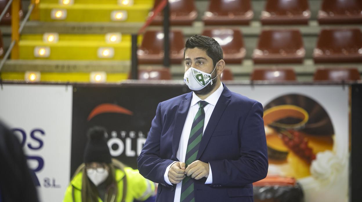 El entrenador del Córdoba Patrimonio de la Humanidad, Josan González