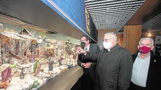 La Fundación Cajasol inaugura su Belén de piezas centenarias en Córdoba